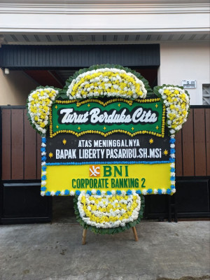 Papan Bunga Duka di Cipicung