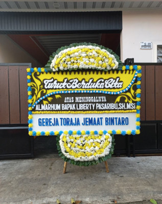Papan Bunga Duka di Cipicung